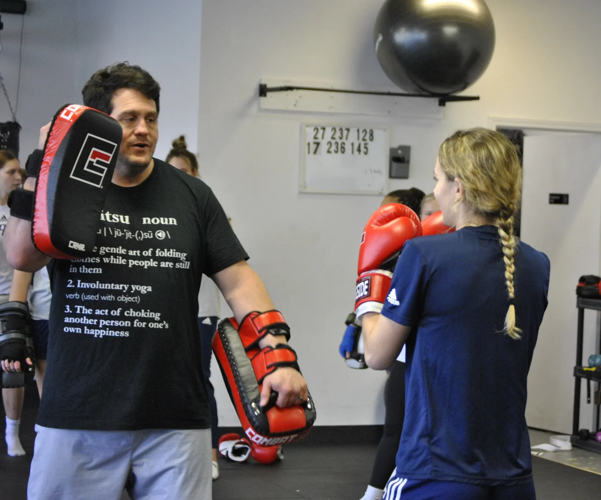 Main image of 1-2 Kickboxing