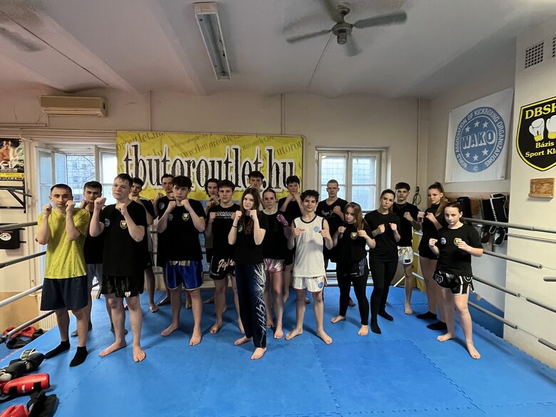 Bázis Kick-Box Akadémia academy image