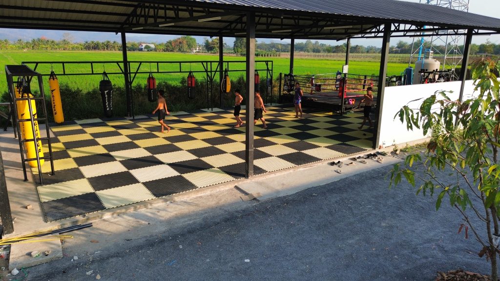 Academia Loong Muay Thai Fitness academy photo