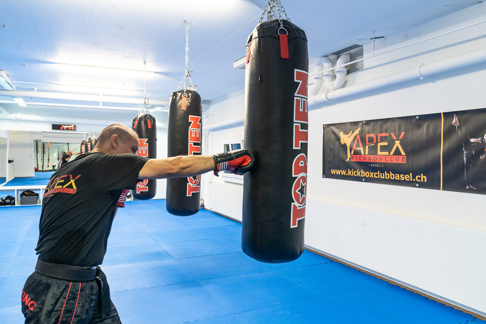 APEX Kickboxing und Fitness academy image