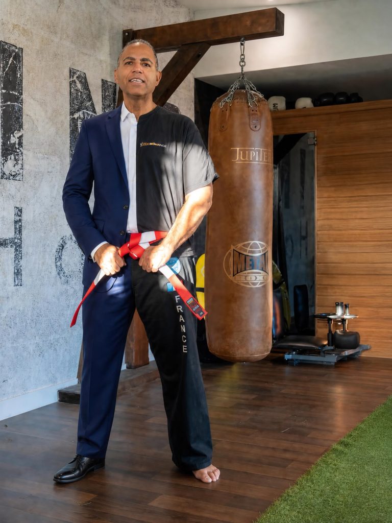 Main image of Boxe and Change