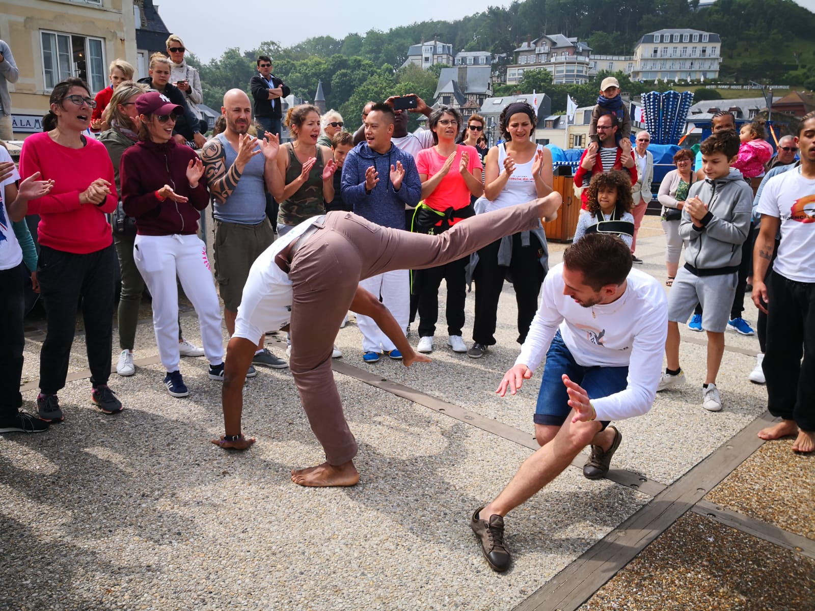 Main image of Capoeira Cdj28