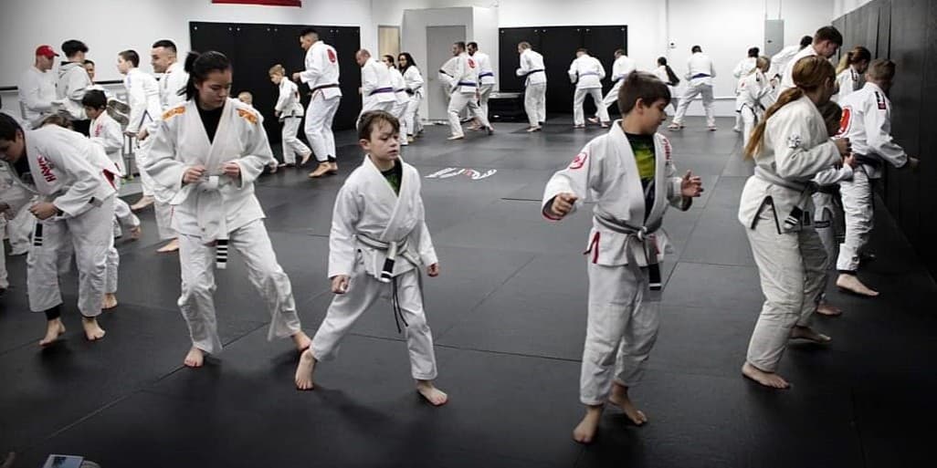 De La Riva BJJ