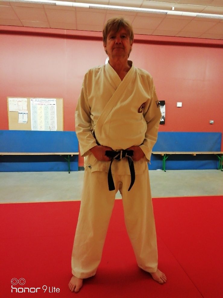 Main image of Ecole Sportive de Karate Vendeuvre