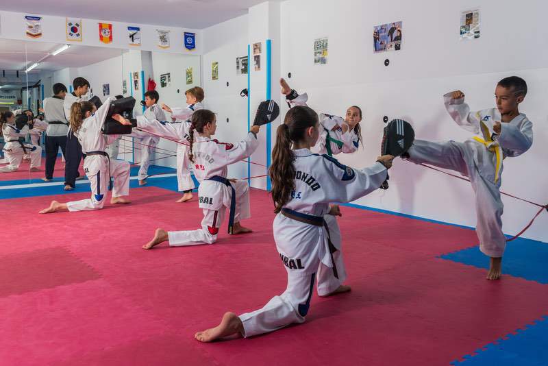 Main image of Escola Tonbal