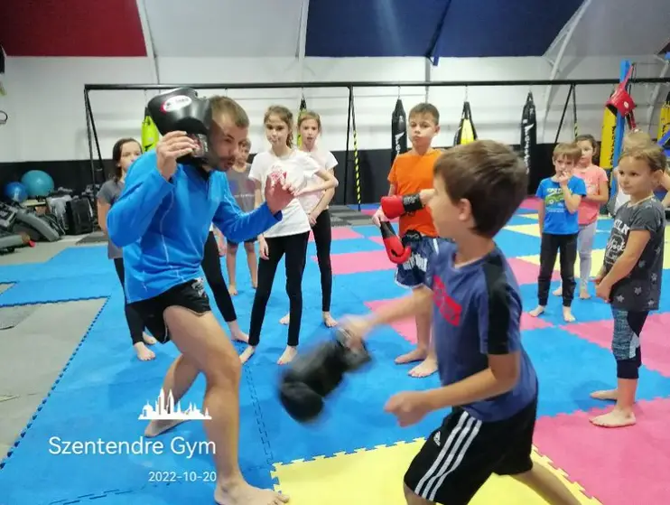 Main image of Gyerek Muaythai