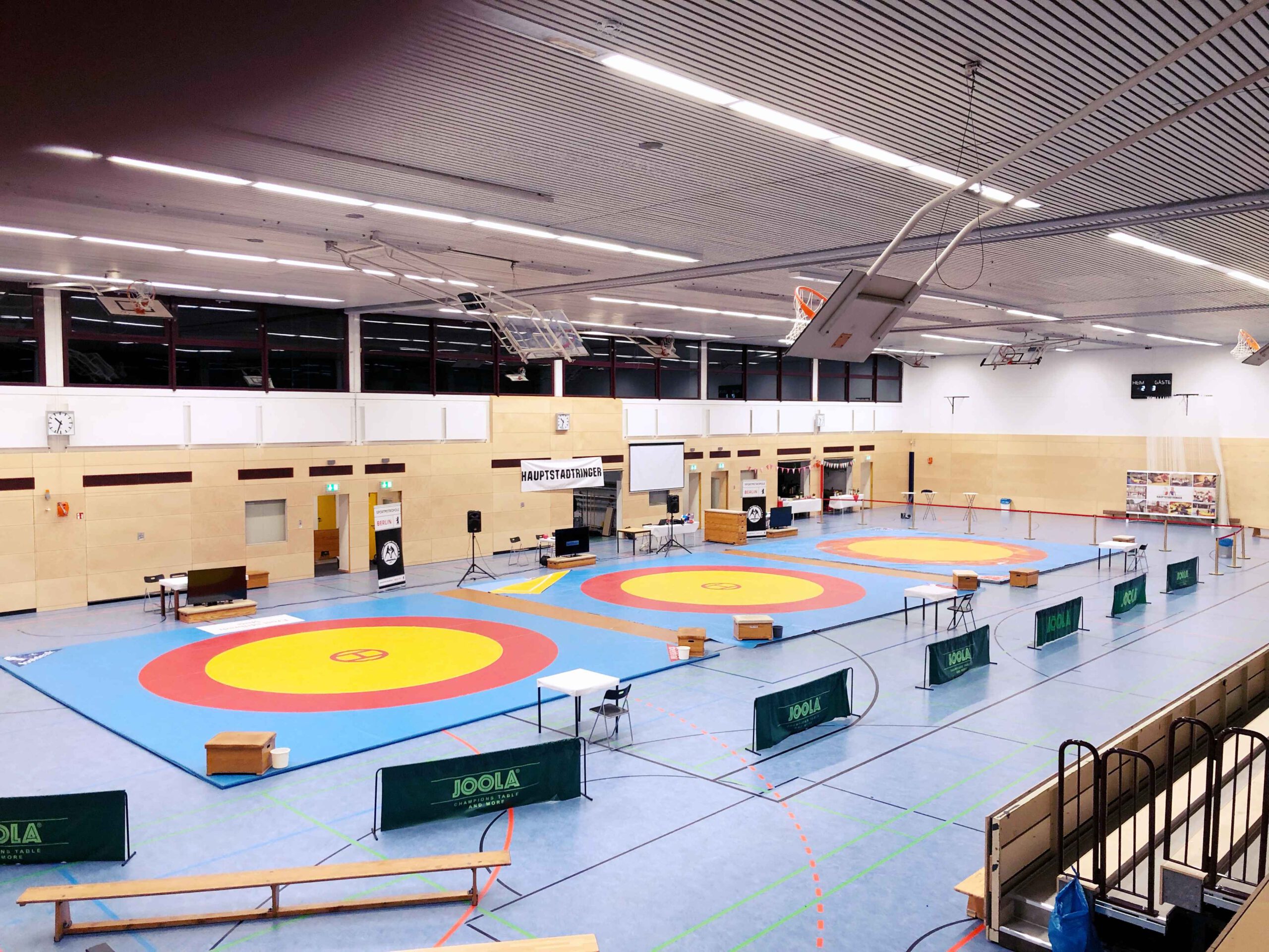 Main image of HAUPTSTADTRINGER - Ringen für Mädchen und Jungen