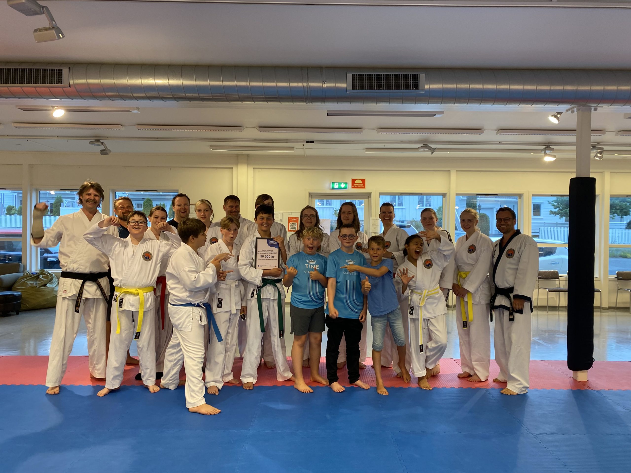 Main image of IL Express Fevik Taekwondo