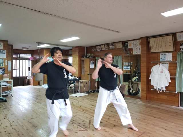 Main image of IOGKA Zen Okinawa Goshukan-Ryu Karate Renmei - 全沖縄全米五首館流空手連盟
