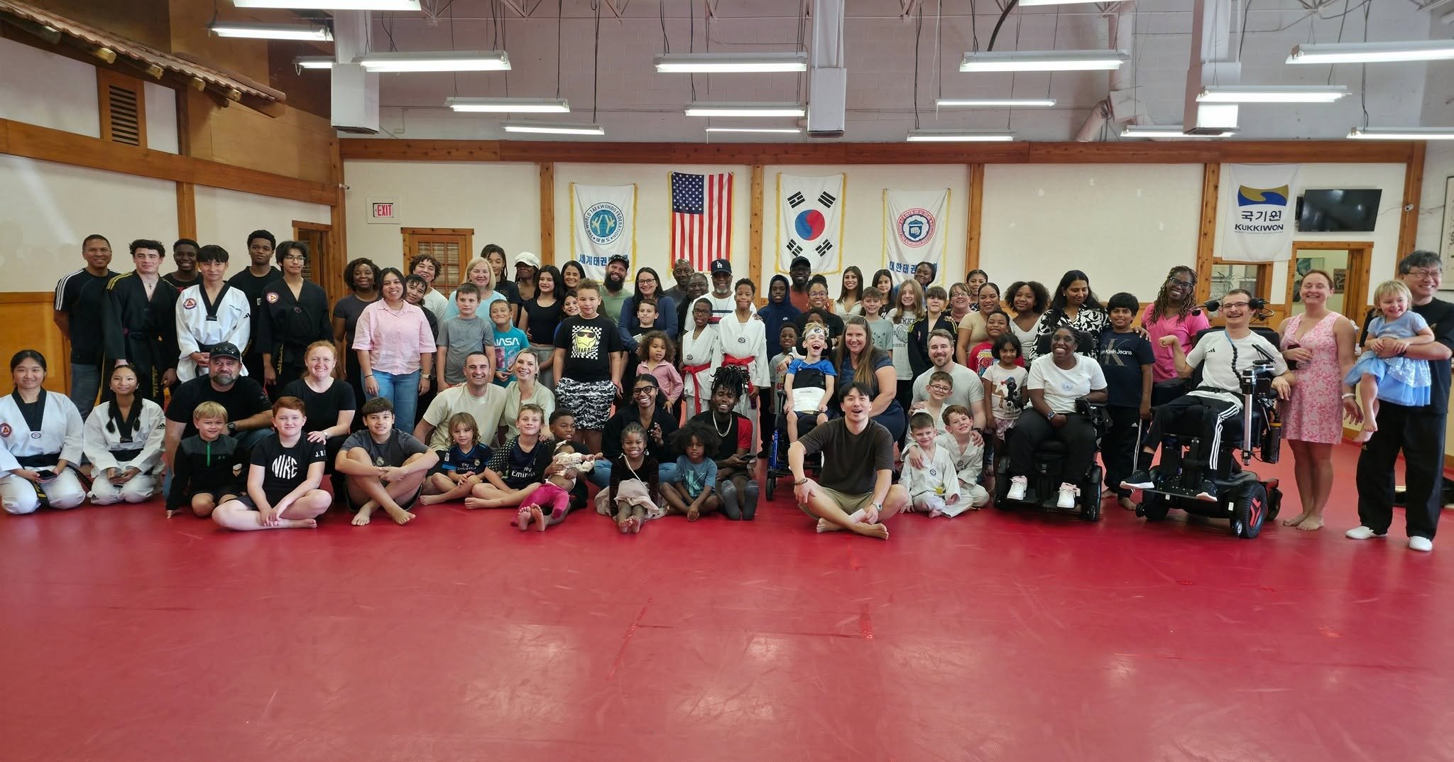 Main image of Lee's Tae Kwon Do Academy