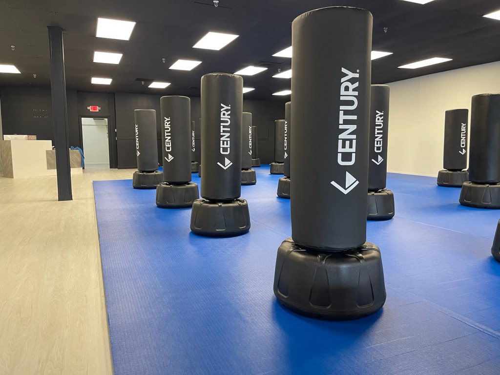 Main image of Round 2 Kickboxing
