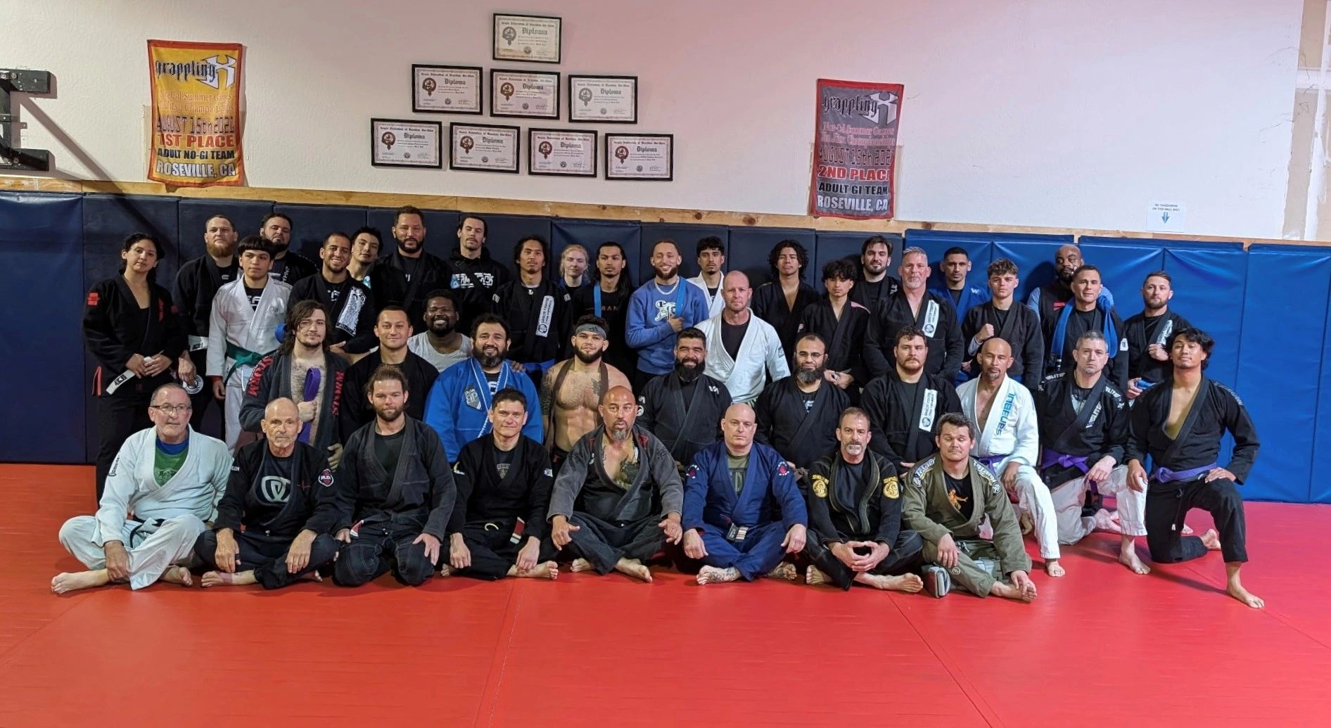 Main image of Team Dumdumaya